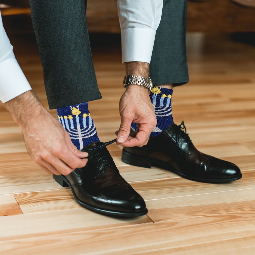 TYN-SOCK-A16_LIFESTYLE2